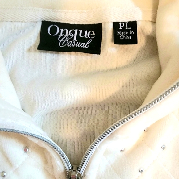 NWT Two-piece Ladies cream velour rhinestone jacket and pants - Picture 4 of 7